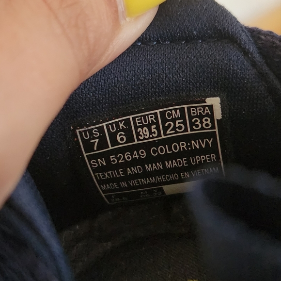 Skechers Mens Slip On Running Shoes Sneakers Navy Blue Size 7 Memory Foam 52649 - Picture 8 of 8